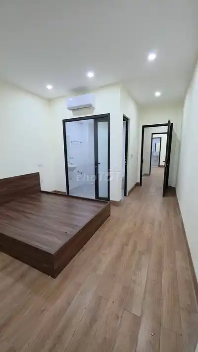 Дом в аренду 50 м2 x 4 этажа, переулок 192 Le Trong Tan, полностью меблированный