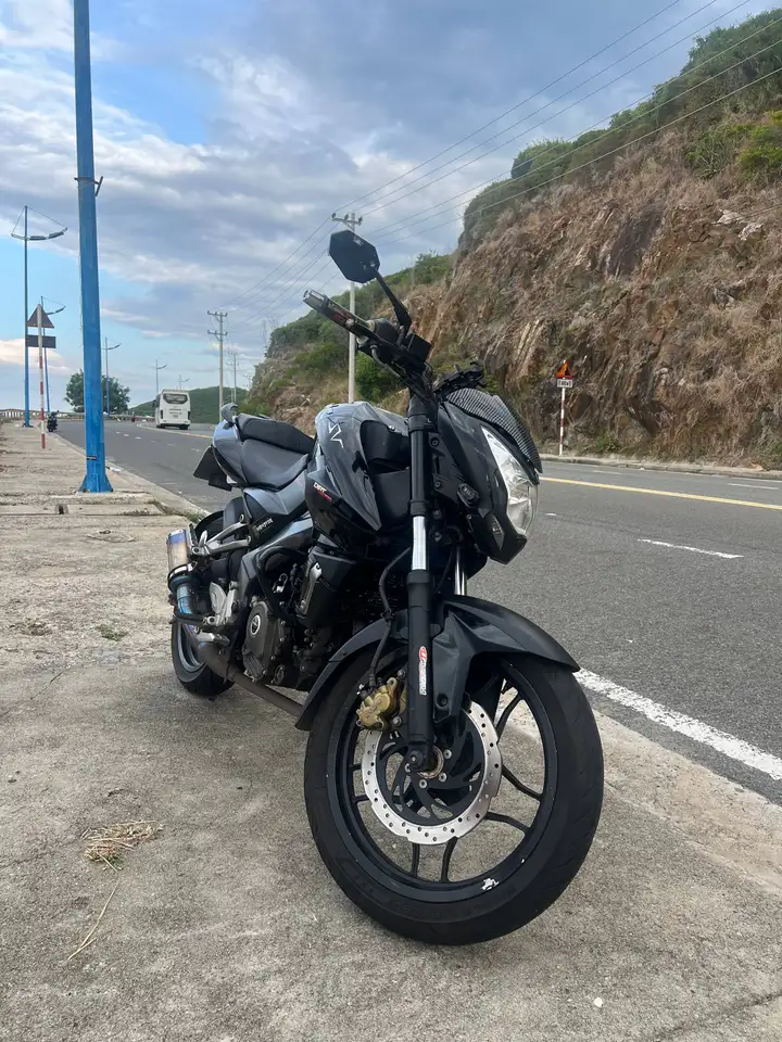Bajaj Pulsar NS200