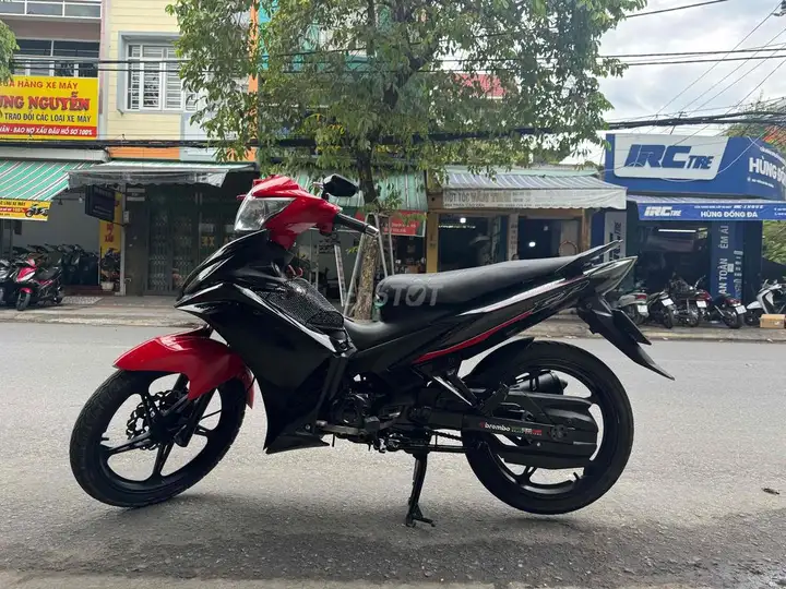 Honda Exciter 50cc LD черно-красный
