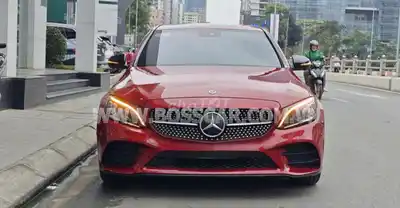 Mercedes-Benz C300 AMG 2019 красный кристалл 28000 км
