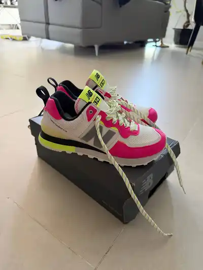New Balance кроссовки 36 размер