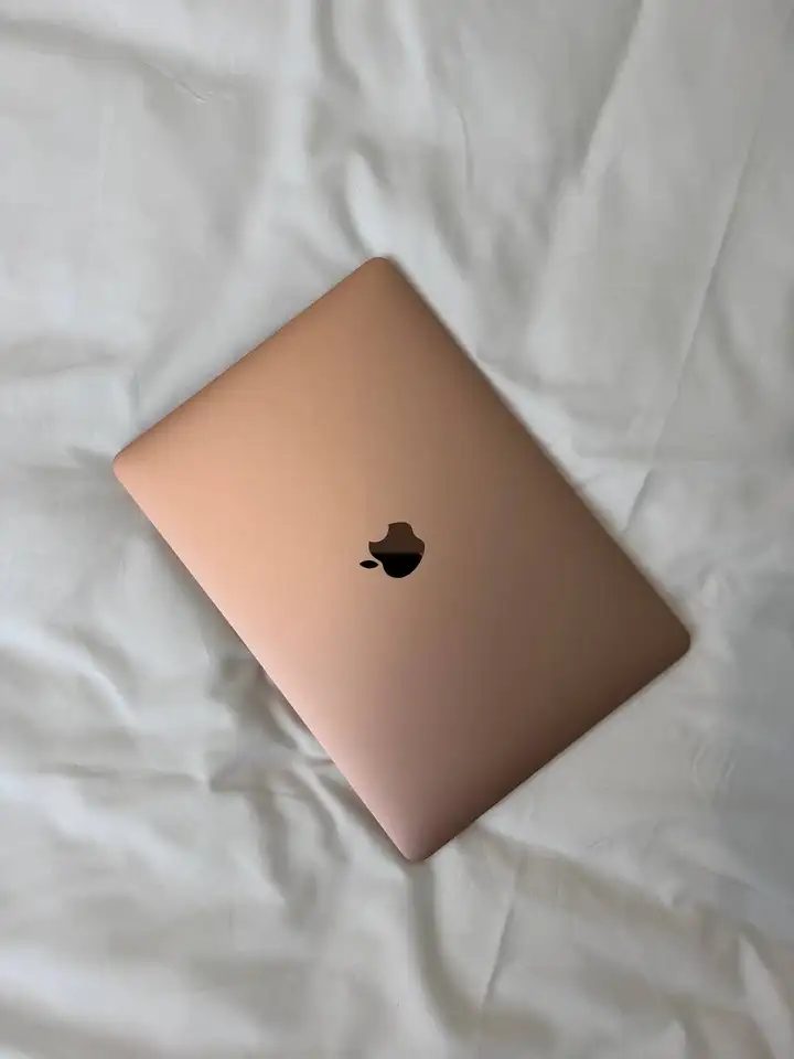 MacBook Air M1 2020 8/512 ГБ