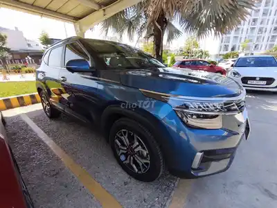 KIA Seltos 2022 1.4 Turbo Premium 47000км Синий