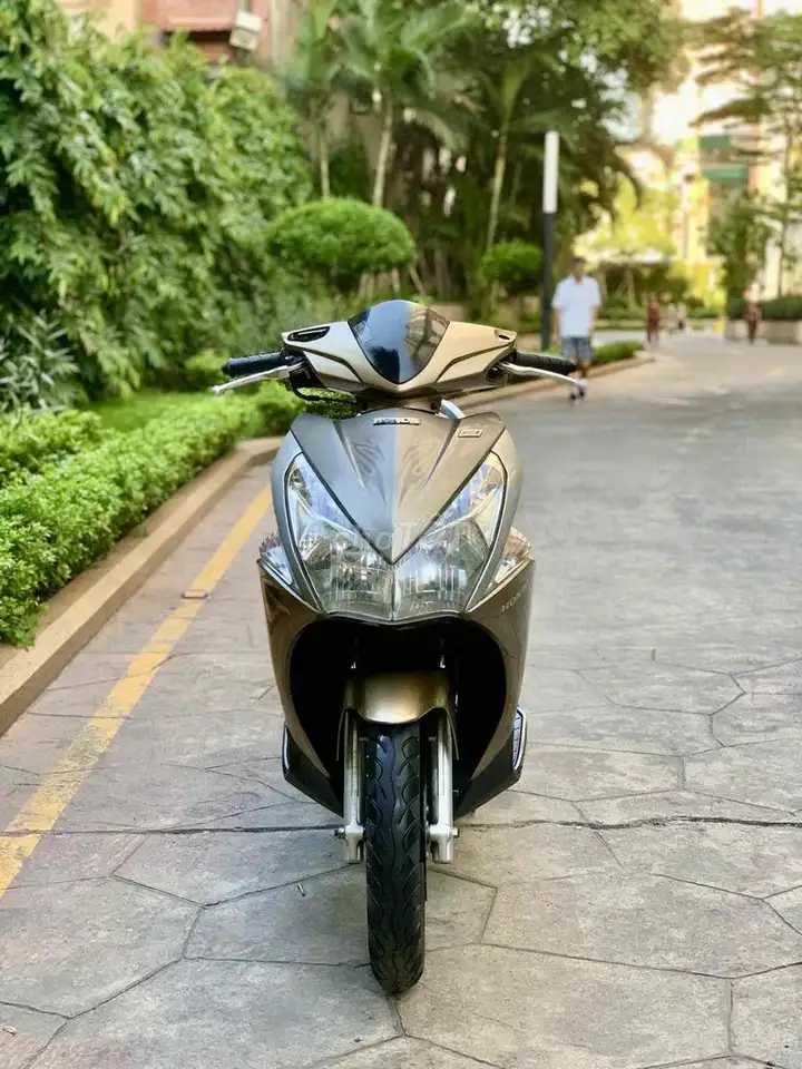 Honda Airblade 2012 золотистый с брелоком поиска