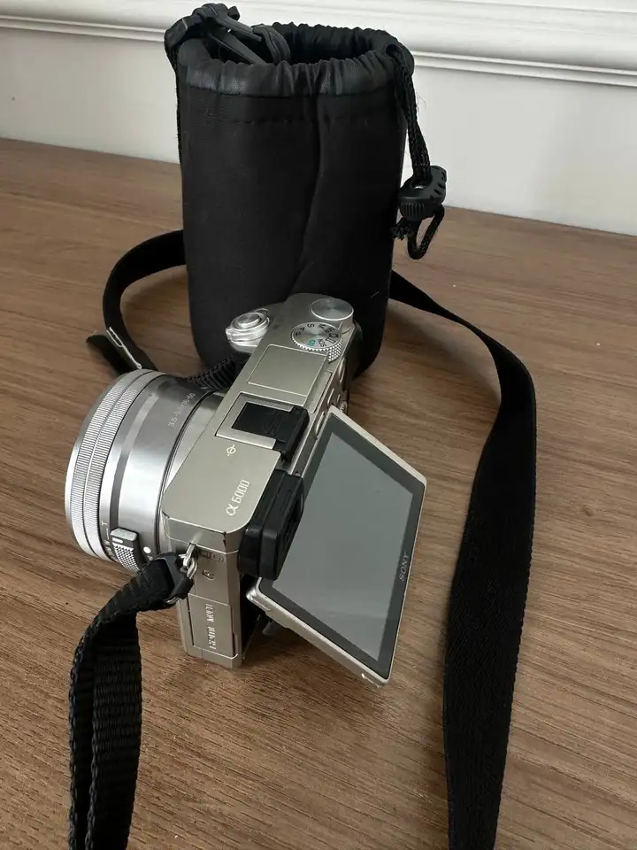 Sony Alpha a6000