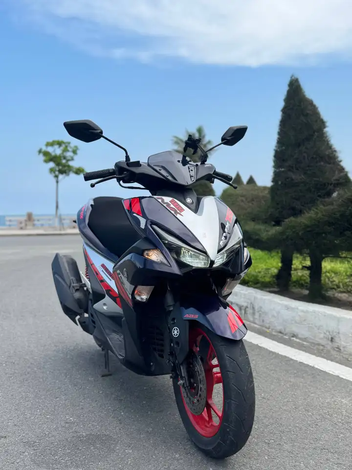 Байк Yamaha NVX 155