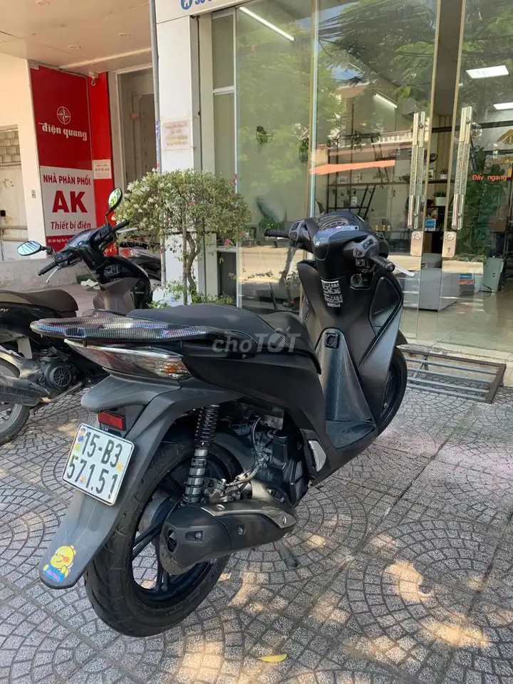 Honda SH 125 ABS 2017 черный матовый 60000 км