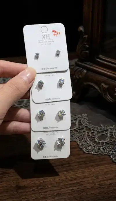 Украшения с муассанитами из Китая