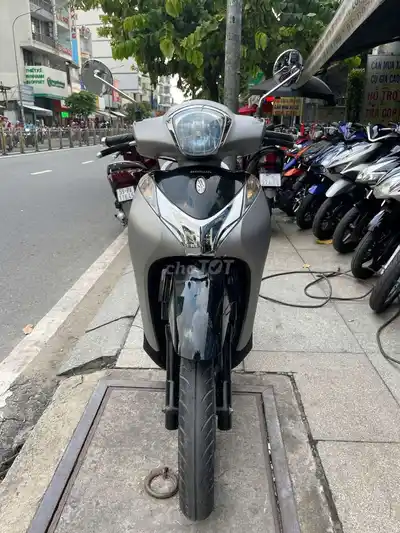 Модель Honda SH 2015 Серая б/у