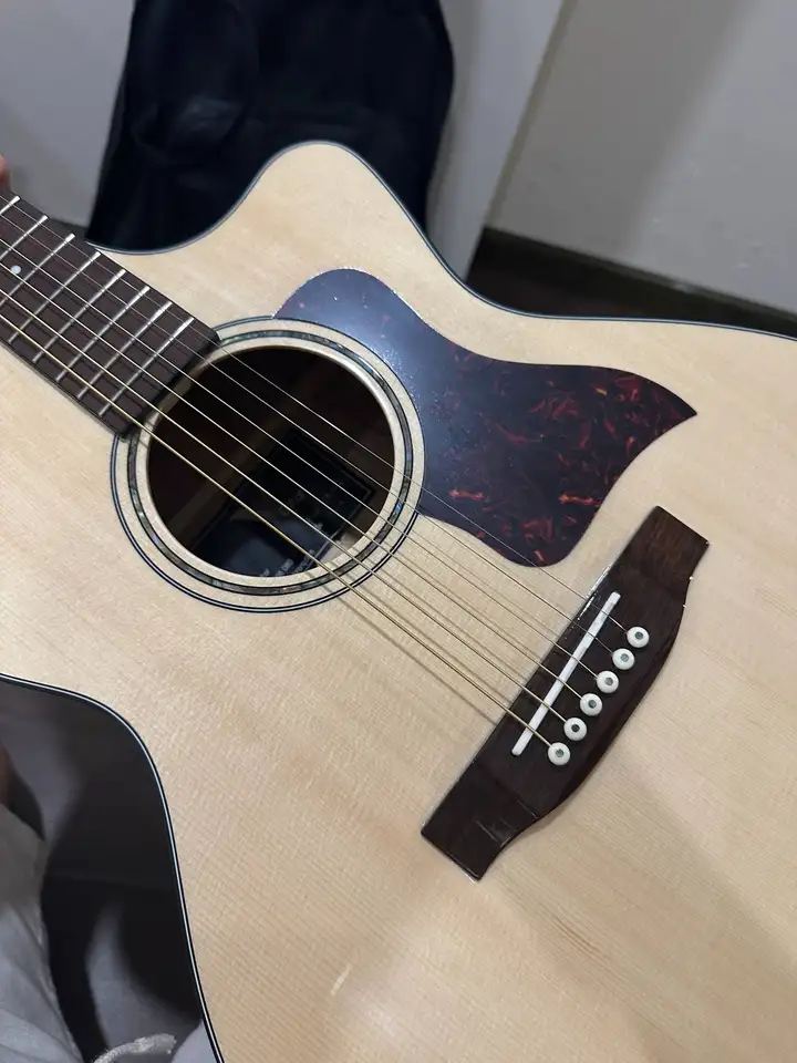 Гитара V Guitar