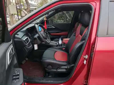 Mitsubishi Xforce GLX 2024 1.5AT 25631 км Красный