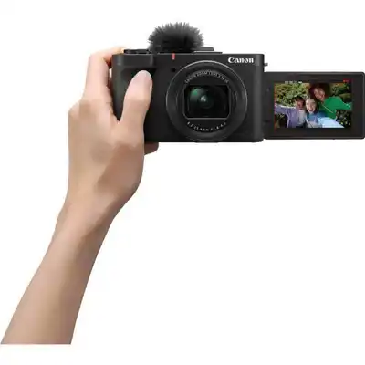 Игровой ноутбук Colorful X15-AT 22 и набор контент-мейкера Canon PowerShot V1
