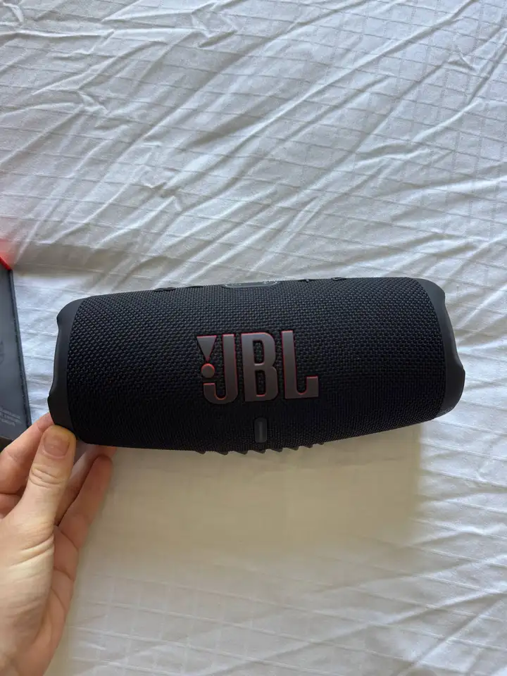 Bluetooth-колонка JBL Charge 5