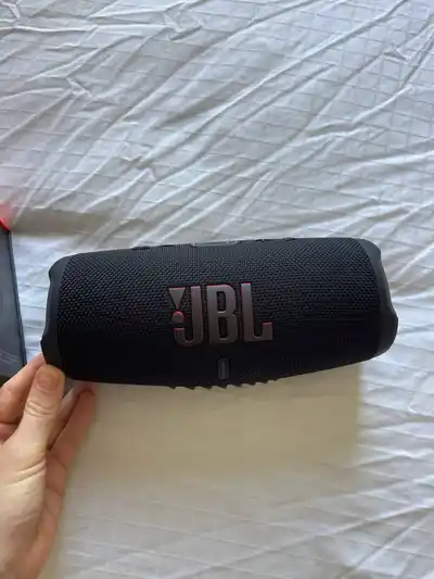 Bluetooth-колонка JBL Charge 5