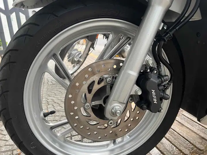 Honda SH 125 2025 Белый 5000 км