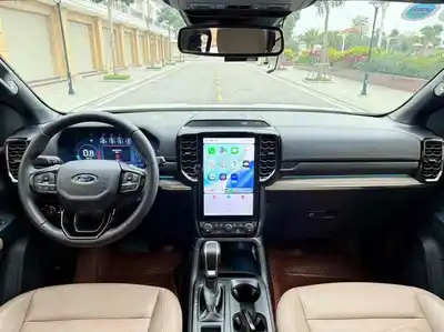 Ford Everest Titanium 2023 Белый 90 тыс. км