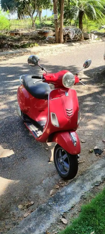 Vespa 125cc 2013