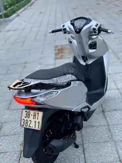 HONDA LEAD 4VAL 2022 серебристый