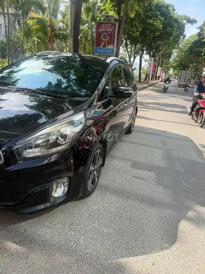 Kia Rondo 2014, черный, 7 мест