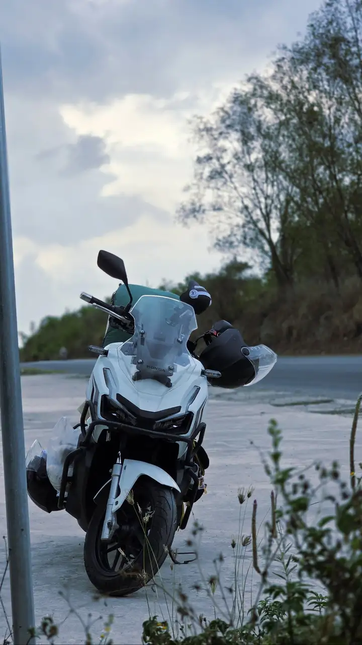 Honda ADV 150сс ABS, Honda AirBlade 125cc, Acer aspire v3-571g, Lemeide k15, Logitech Pebble Keys 2, Kuulaa kl-yd71, SJcam Sj 4000 4k Wi-Fi