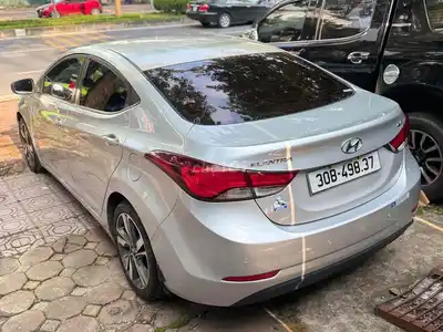 Hyundai Elantra 2014, 1.6 AT, автомат, серебристый