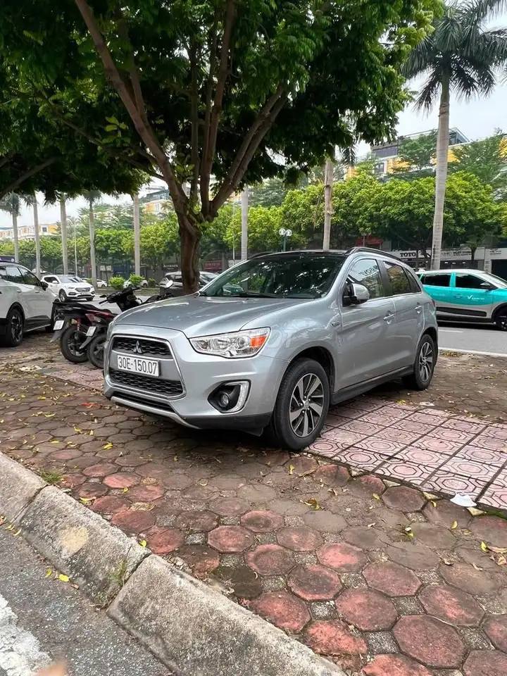 Mitsubishi Outlander Sport 2.0CVT Premium 2015