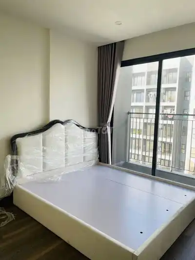 Апартаменты с 2 спальнями в Vinhomes Ocean Park 1, с мебелью
