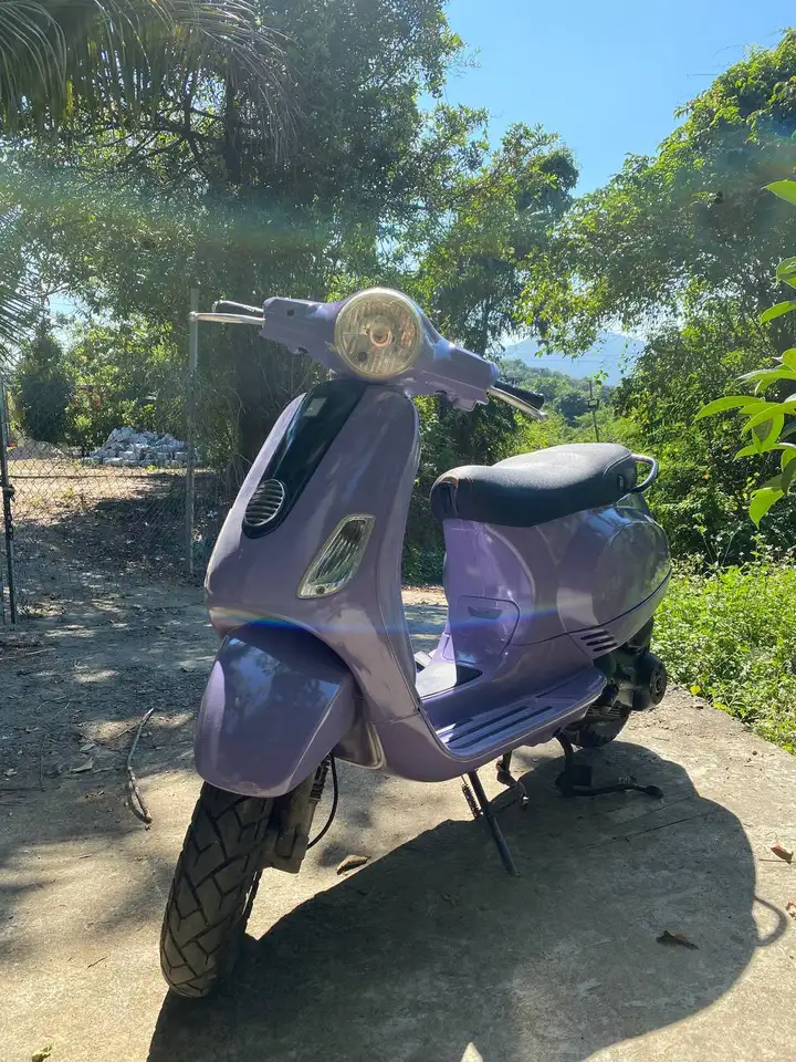 Продам Vespa LX125 2010г