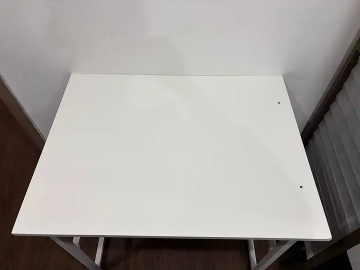 Стол