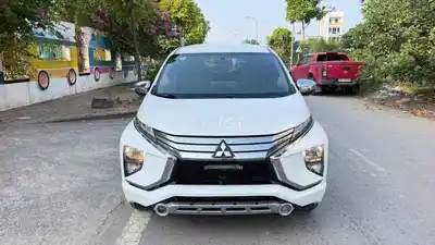 Mitsubishi Xpander 2019 7 мест Автомат Белый