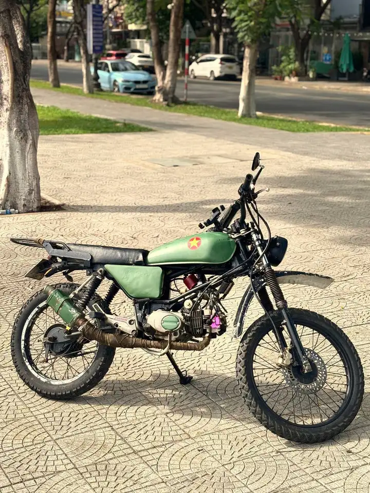 Honda Custom 125cc