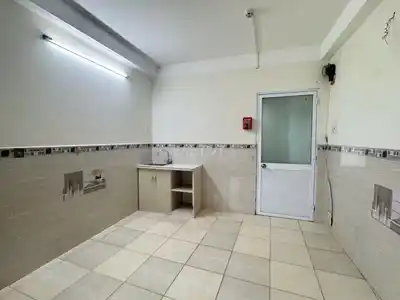 Сдается комната в общежитии в 4 квартале рядом с Юридическим университетом, Университетом Нгуен Тат Тхань, Као Тханг