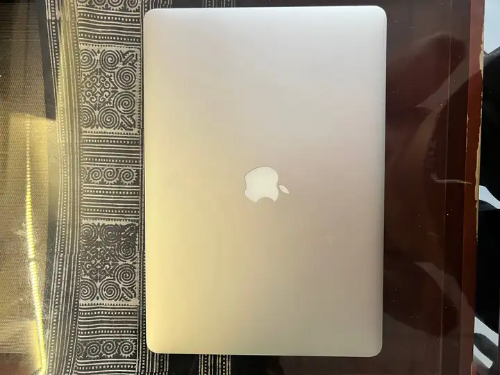 MacBook Pro 15” Retina (Mid 2015)