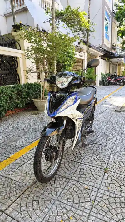 SYM GALAXY 50CC чистая, отличный тихий двигатель BS43