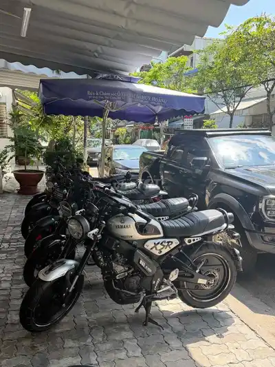 Yamaha XSR155 Серебристый