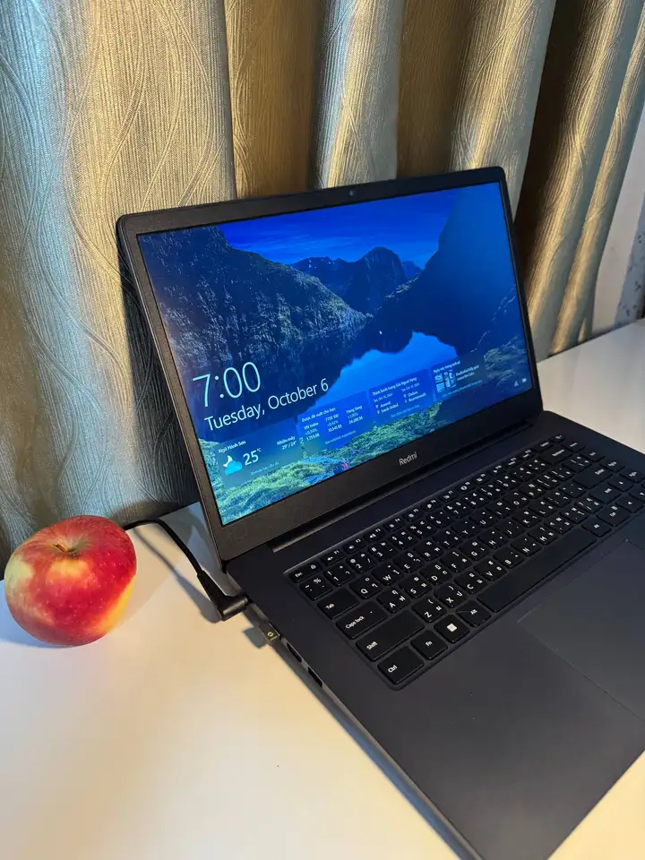 Xiaomi Redmibook 15 (i5-11300H / 8GB / 512GB SSD)
