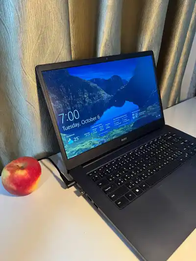 Xiaomi Redmibook 15 (i5-11300H / 8GB / 512GB SSD)