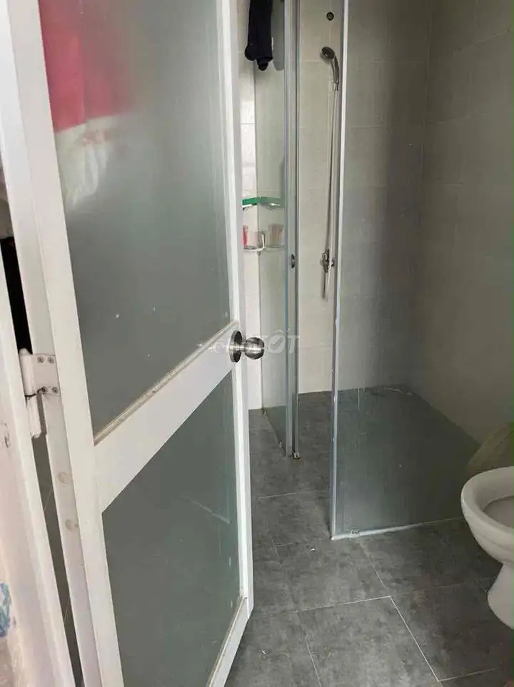 Сдается квартира в Zen Tower Q12, 2 спальни, 2 санузла, с 1 кондиционером, всего 6 млн, залог 1 месяц