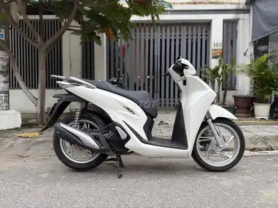 Honda SH 2026 Белая 1000 км с предоплатой в рассрочку 14 г