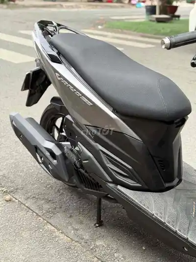 Honda Vario 150 серый скутер
