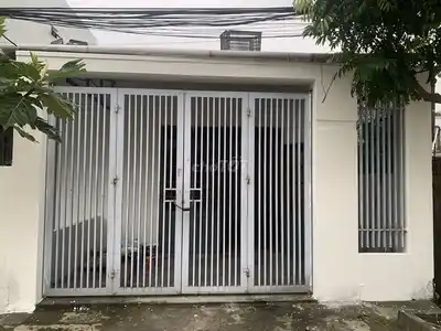 Дом целиком на улице Нгуен Тянь, переулок для крупного автомобиля