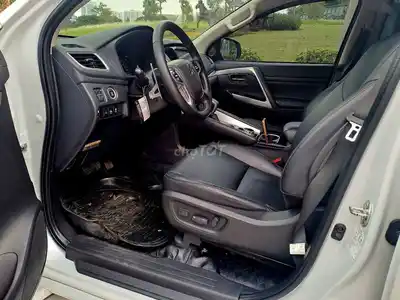 Mitsubishi Pajero Sport 2022 Белый Импортный