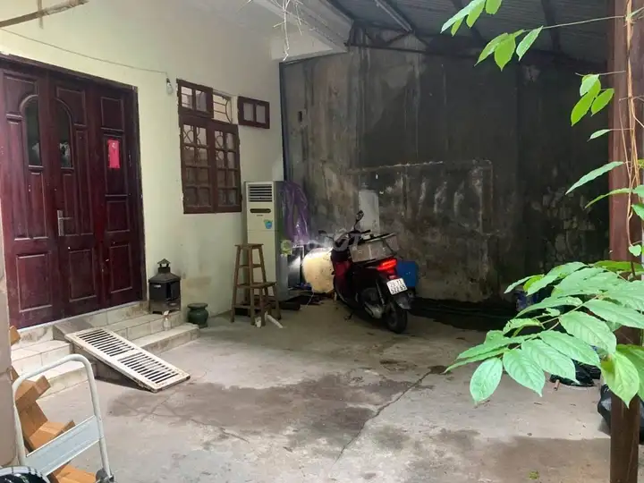 Cho thuê nhà nguyên căn 55m2 ngõ 343 Đội Cấn, Ba Đình