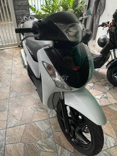 Honda SH итальянской сборки, белый, 39 450 км