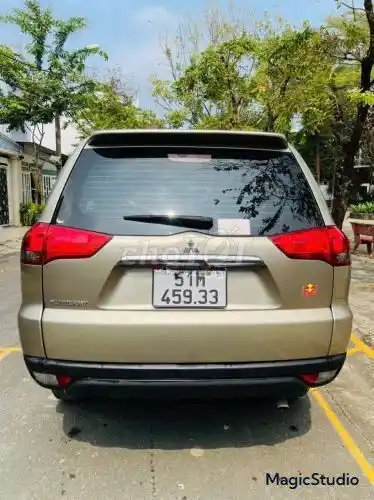 Mitsubishi Pajero Sport G 4x2 AT 2015
