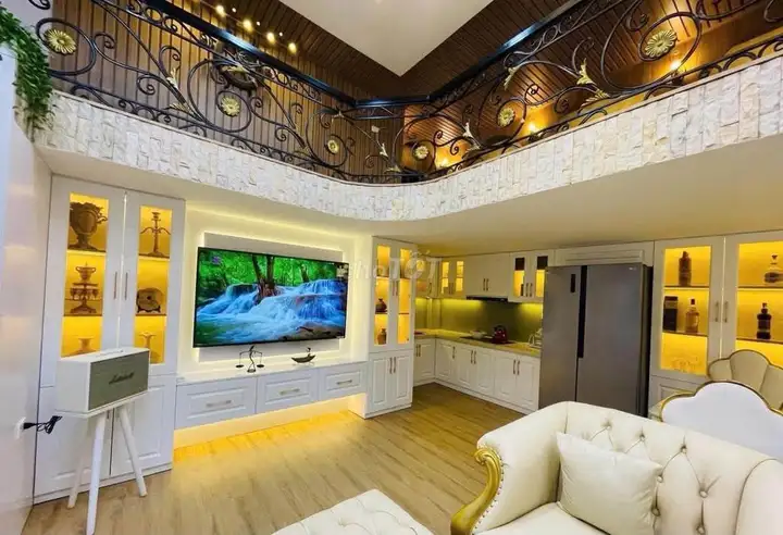 Красивый дом, Хоангкау, Донгда, 45м² х 5 этажей