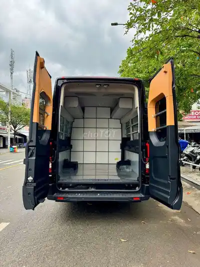 Ford Transit 2025