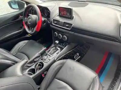 Mazda 3 2016 Hatchback 1.5 синий