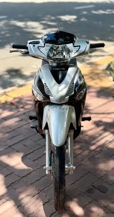 Honda Future Neo автомат серебристый