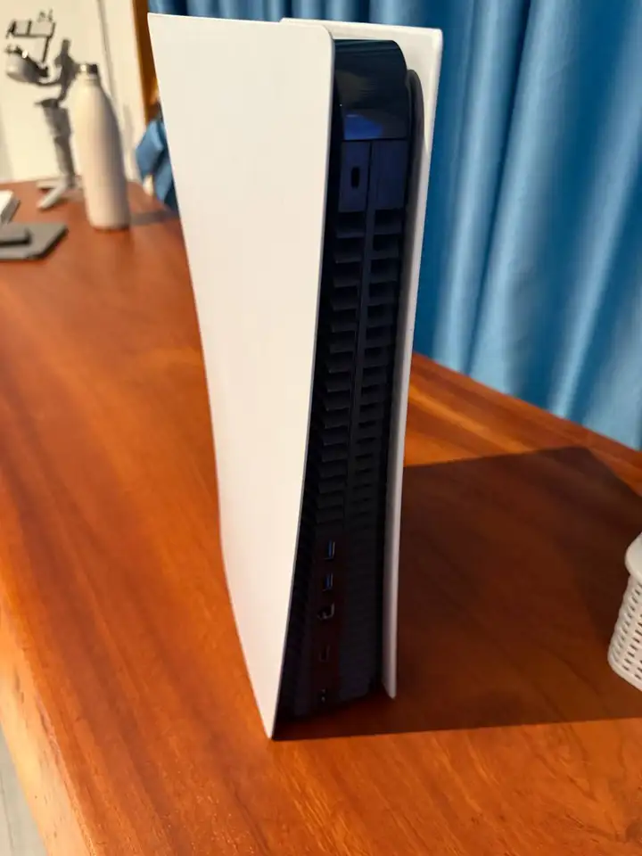 PS5 (PlayStation 5)